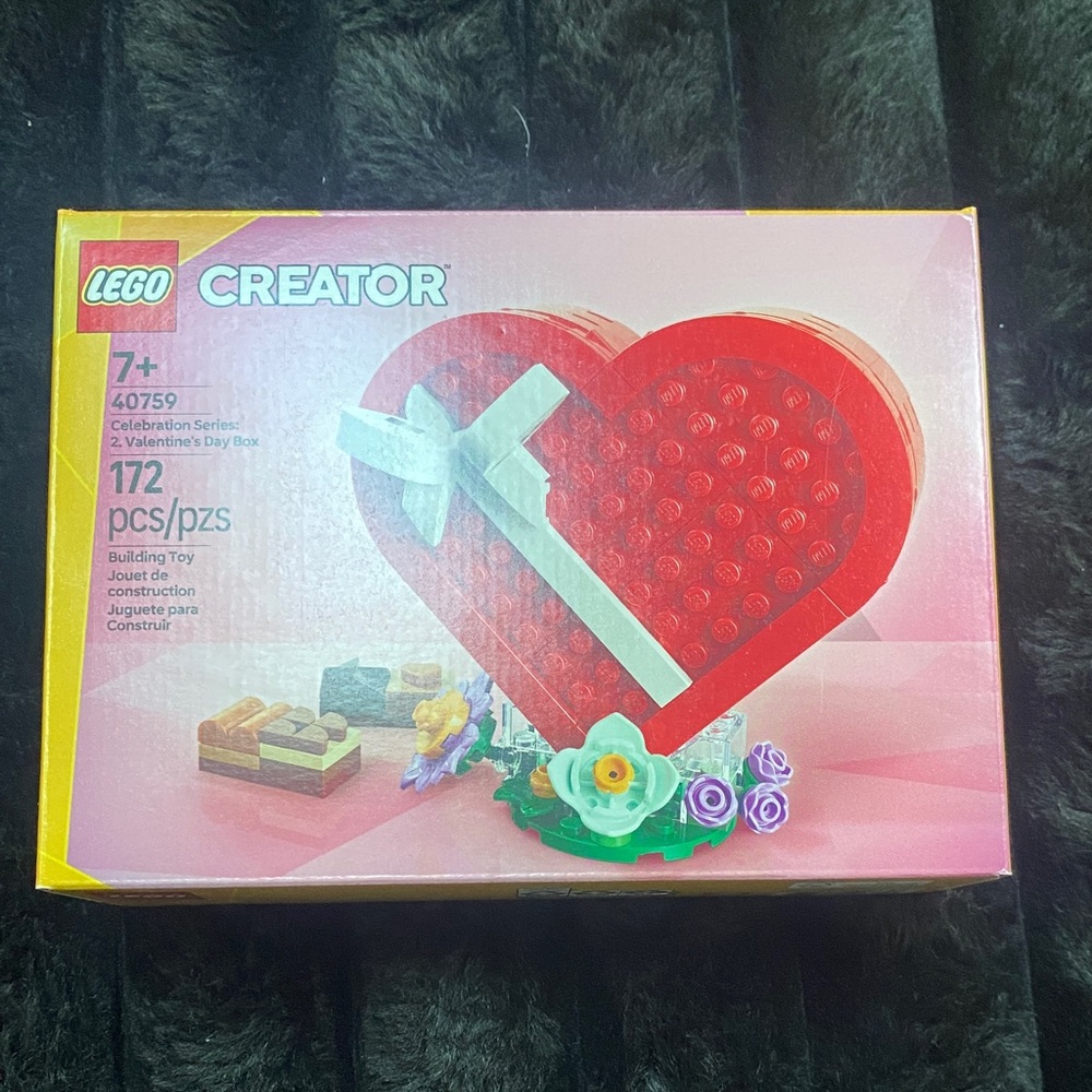 LEGO Creator Celebration Series: Valentines Day Box